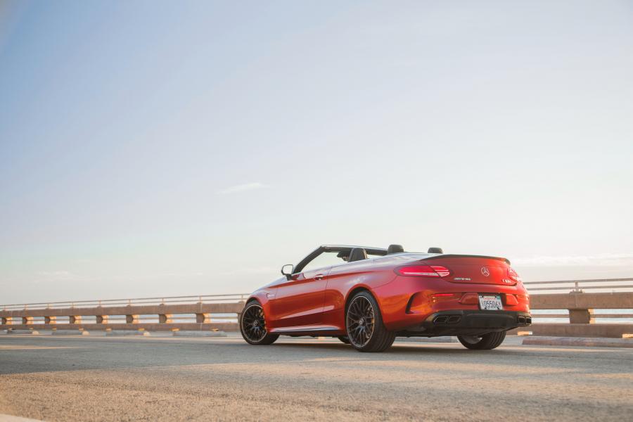  Mercedes-AMG C63 S Cabriolet 2016 года  (NA) (фото 12 из 27)